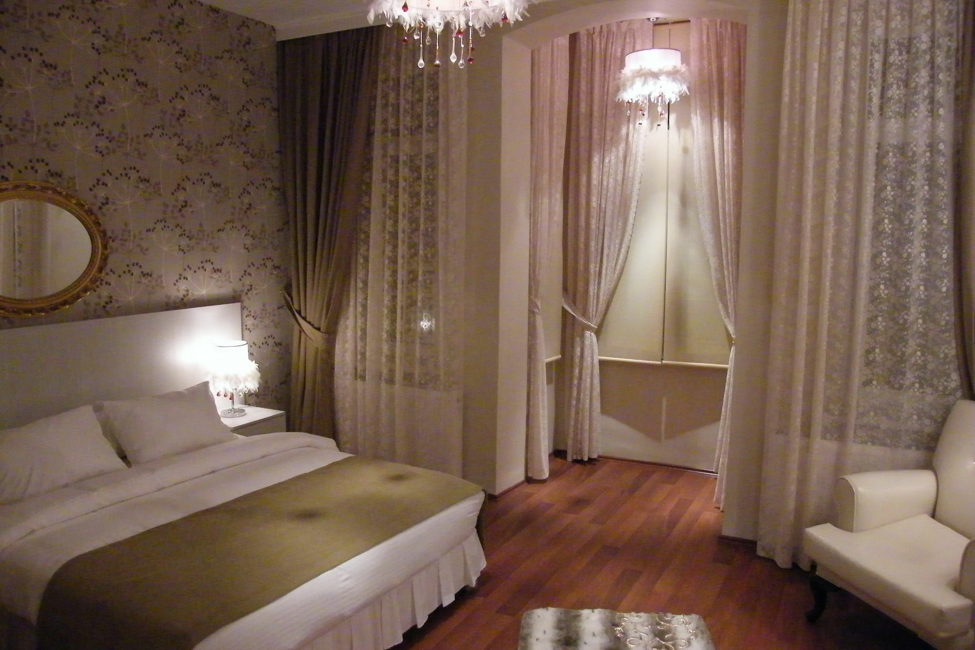 Arach Hotel Harbiye Istanbul Exterior foto